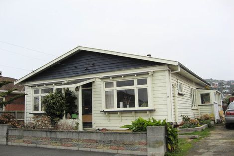 Photo of property in 18 Loyalty Street, Forbury, Dunedin, 9012
