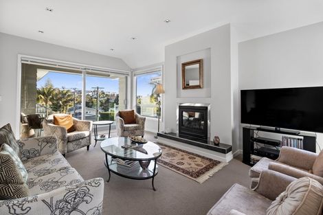 Photo of property in 35 Comins Crescent, Mission Bay, Auckland, 1071