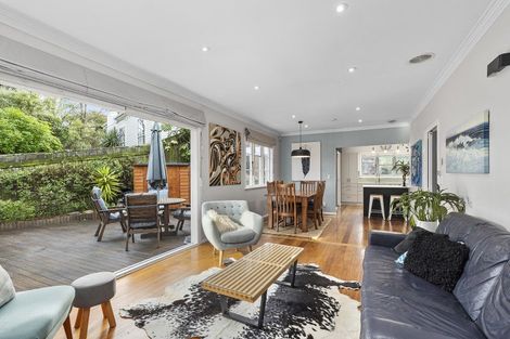 Photo of property in 1 Sydenham Street, Northland, Wellington, 6012