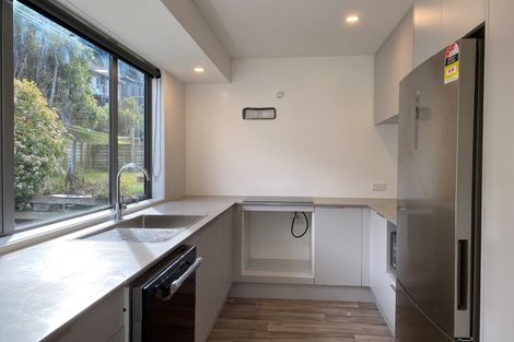 Photo of property in 22b Sainsbury Road, Fernhill, Queenstown, 9300