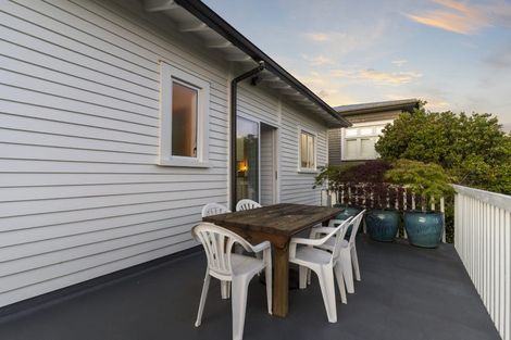 Photo of property in 8 Westmere Crescent, Westmere, Auckland, 1022
