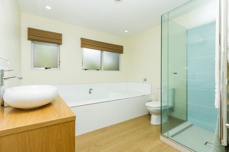 Photo of property in 37a Penzance Road, Mairangi Bay, Auckland, 0630