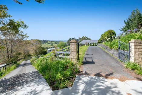 Photo of property in 59 Spur Road, Stillwater, Silverdale, 0993