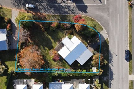 Photo of property in 1 Hunter Crescent, Wanaka, 9305