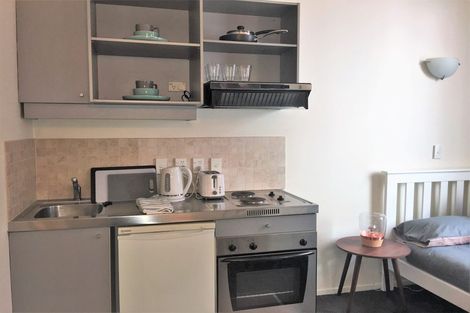 Photo of property in St Paul Apartments, 9e/4 Saint Paul Street, Auckland Central, Auckland, 1010