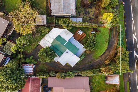 Photo of property in 18 Omokoroa Road, Omokoroa, 3114