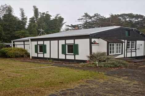 Photo of property in 47 Anzac Road, Waitakere, Auckland, 0816