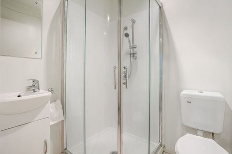 Photo of property in 37 Verdale Circle, Glen Eden, Auckland, 0602