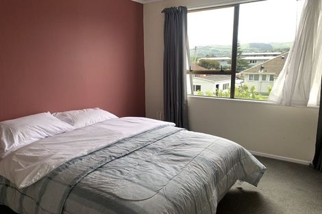 Photo of property in 1/5 Kowhai Street, Naenae, Lower Hutt, 5011