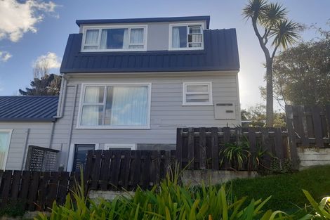 Photo of property in 18a Penryn Drive, Camborne, Porirua, 5026