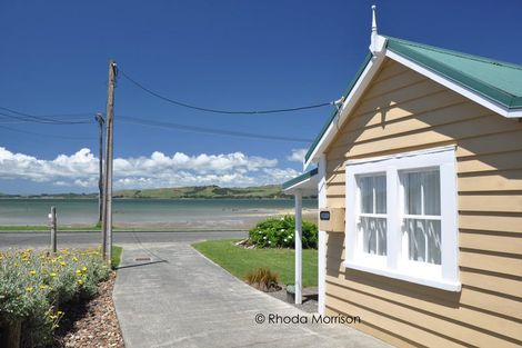 Photo of property in 32 Komiti Road, Tinopai, 0593