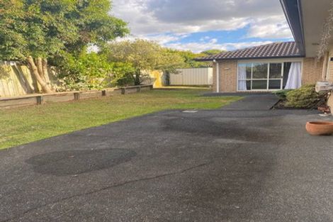 Photo of property in 44 Wayne Francis Drive, East Tamaki, Auckland, 2016