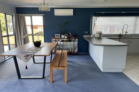 Photo of property in 3a Mckenzie Avenue, Arkles Bay, Whangaparaoa, 0932