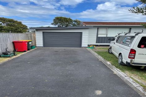 Photo of property in 15a Sharda Grove, Paraparaumu Beach, Paraparaumu, 5032