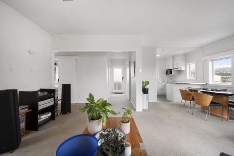 Photo of property in Kingsgate Flats, 10 Austin Street, Mount Victoria, Wellington, 6011