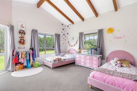 Photo of property in 77 Pataua Road North, Whareora, Whangarei, 0175