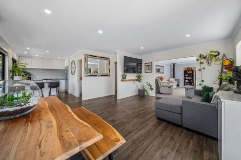 Photo of property in 25 Hillcrest Street, Solway, Masterton, 5810