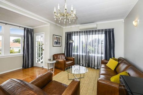 Photo of property in 40 Roberton Road, Avondale, Auckland, 1026