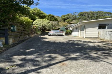 Photo of property in 89a Stewart Drive, Newlands, Wellington, 6037