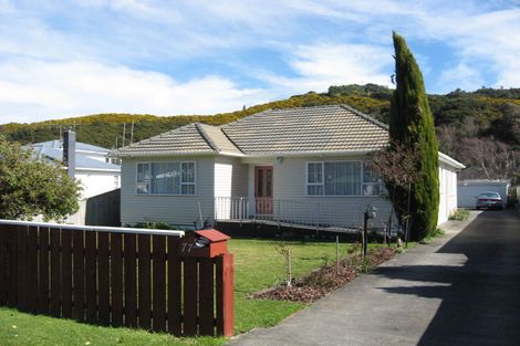 Photo of property in 77 Westminster Road, Wainuiomata, Lower Hutt, 5014