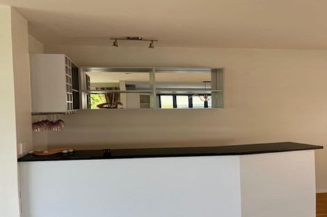 Photo of property in 35 Cityview Place, Massey, Auckland, 0614