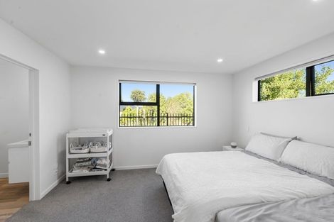 Photo of property in 6 Lussa Close, Broomfield, Christchurch, 8042