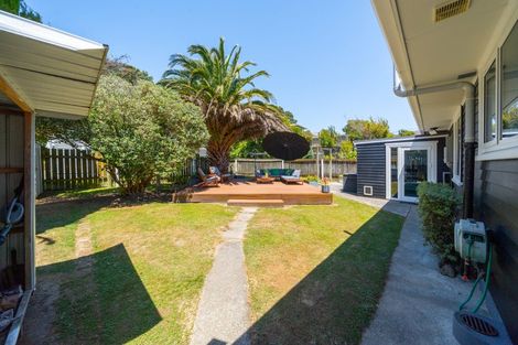 Photo of property in 30 Beazley Avenue, Paparangi, Wellington, 6037