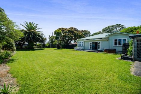 Photo of property in 54 King Street, Opunake, 4616