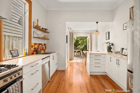 Photo of property in 160a Tasman Street, Mount Cook, Wellington, 6021