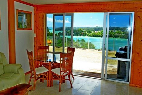 Photo of property in 18 Sir George Back Street, Opua, 0200