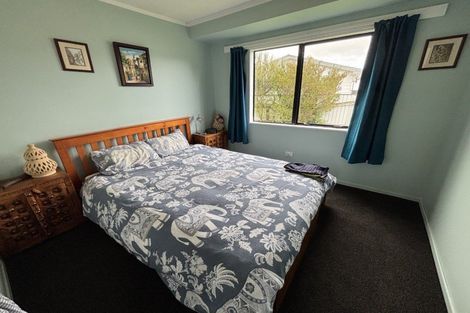 Photo of property in 9 Rata Street, Tokomaru, Palmerston North, 4474