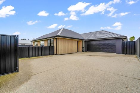 Photo of property in 99 Hoffman Court, Waikiwi, Invercargill, 9810
