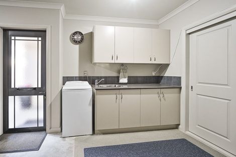 Photo of property in 4a Lindsay Street, Havelock North, 4130