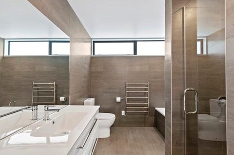 Photo of property in 39 Clissold Street, Merivale, Christchurch, 8014