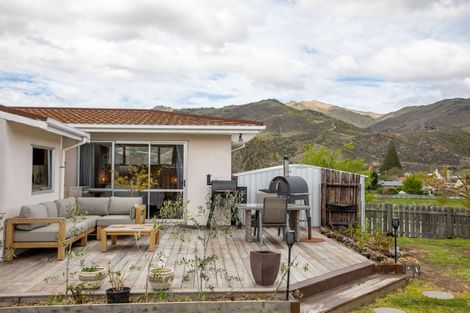 Photo of property in 60 Donegal Street, Cromwell, 9310