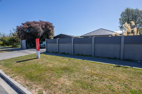 Photo of property in 57 Birchfield Avenue, Dallington, Christchurch, 8061