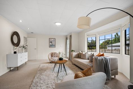 Photo of property in 79 Santiago Crescent, Unsworth Heights, Auckland, 0632