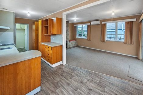 Photo of property in 15 Wharerangi Road, Tamatea, Napier, 4112