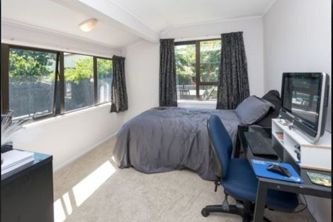 Photo of property in 5 Larsen Road, Panmure, Auckland, 1072