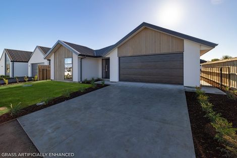 Photo of property in 10 Matamoe Drive, Halswell, Christchurch, 8025
