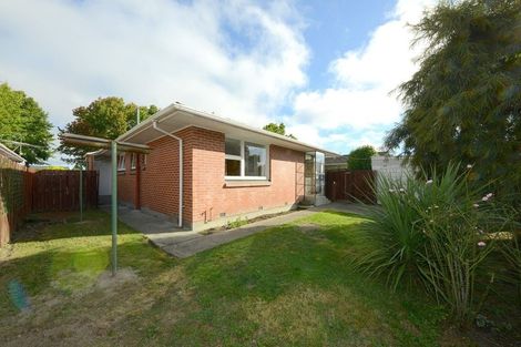 Photo of property in 2/6 Pulford Place, Ilam, Christchurch, 8041