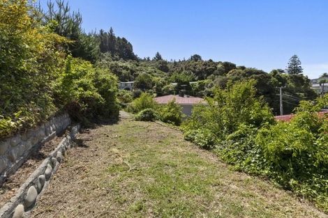 Photo of property in 47 Bird Grove, Stokes Valley, Lower Hutt, 5019