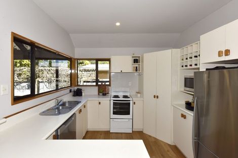 Photo of property in 2/310 Withells Road, Avonhead, Christchurch, 8042