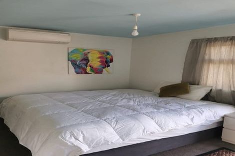 Photo of property in 536 Broadway, Strathmore Park, Wellington, 6022