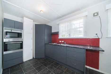 Photo of property in 33 Moheke Avenue, Roslyn, Palmerston North, 4414
