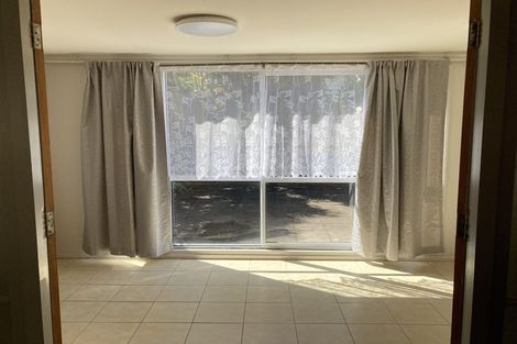 Photo of property in 89 East Coast Road, Castor Bay, Auckland, 0620