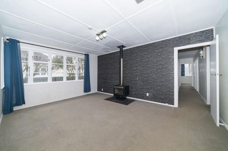 Photo of property in 33 Moheke Avenue, Roslyn, Palmerston North, 4414