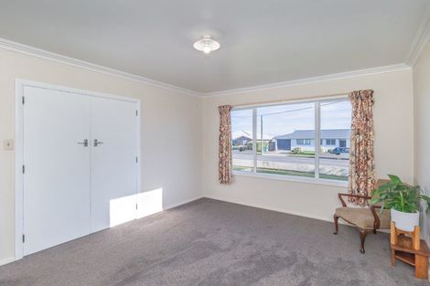 Photo of property in 96 Tiro Tiro Road, Levin, 5510