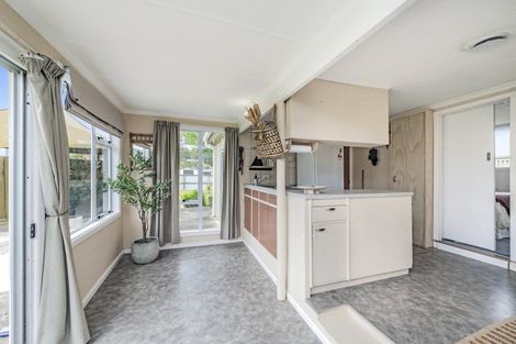 Photo of property in 29 Reserve Road, Waikuku Beach, 7473