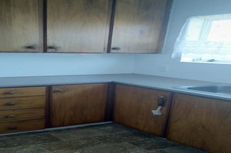 Photo of property in 2/47 Archibald Road, Kelston, Auckland, 0602